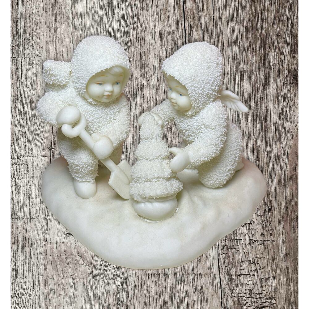 Dept 56 Snowbabies “We’ll‎ Plant the Starry pines”. No chips or cracks. No box